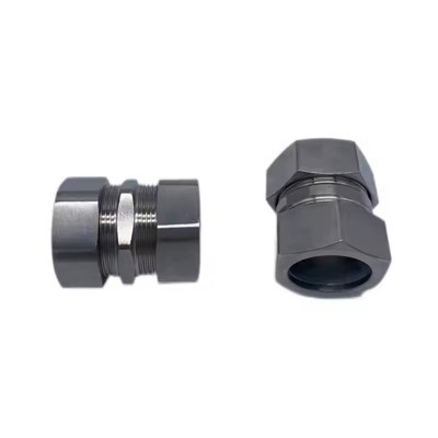 Conector pentru conducte flexibile DGJ